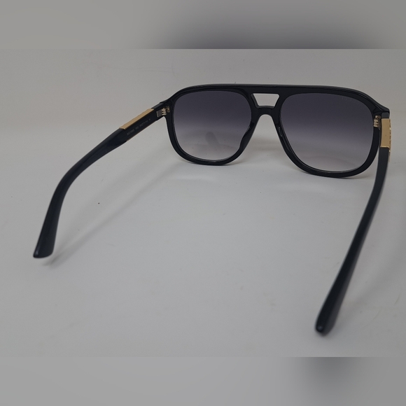 Gucci Women's Sunglasses Unisex GG1188S 002 Pilot Aviator Black Grey 58-17-140 - Picture 8 of 16